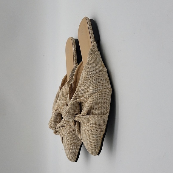 2192- Mules Women's Slip-On Shoes Beige Color Size 6 - Picture 2 of 7